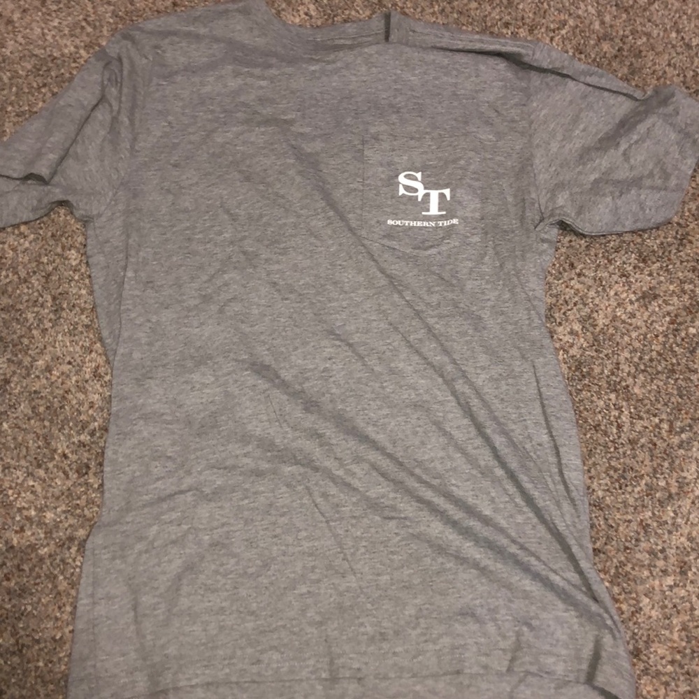Souther tide grey pocket tee small
